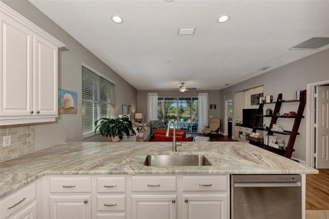 House in Port Charlotte, Florida 3 bedrooms, 150.22 sq.m. № 1373782 - photo 7