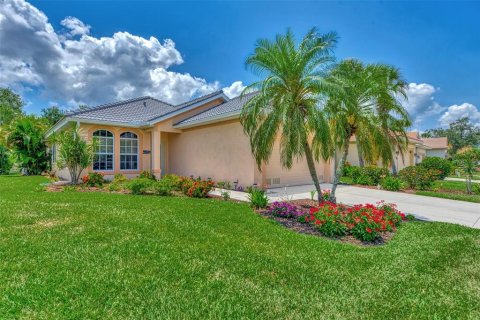 House in Port Charlotte, Florida 3 bedrooms, 150.22 sq.m. № 1373782 - photo 1