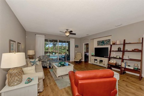House in Port Charlotte, Florida 3 bedrooms, 150.22 sq.m. № 1373782 - photo 25