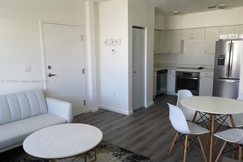 Купить кондоминиум в Майами-Бич, Флорида 1 спальня, 48.12м2, № 1985636 - фото 2