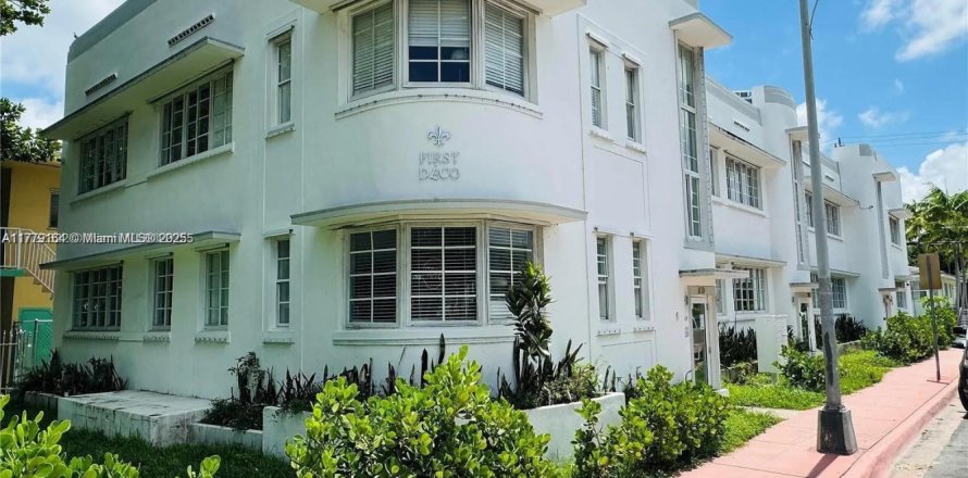 Кондоминиум с 1 спальней в Майами-Бич, Флорида № 1985636