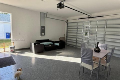 House in Lehigh Acres, Florida 3 bedrooms № 2034222 - photo 22