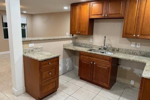 Villa ou maison à vendre à Orlando, Floride: 4 chambres, 111.48 m2 № 2203175 - photo 5