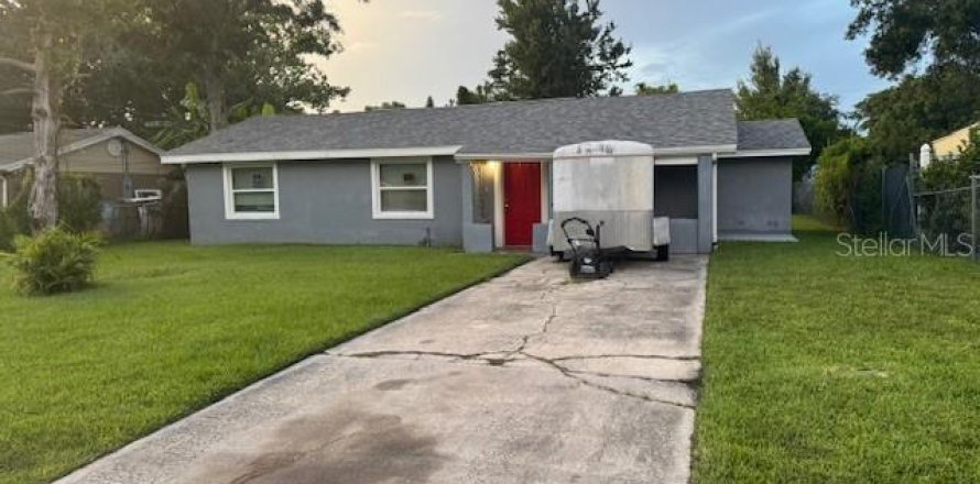 Villa ou maison à Orlando, Floride 4 chambres, 111.48 m2 № 2203175
