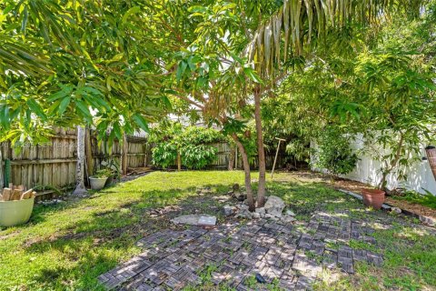 Immobilier commercial à vendre à Miami, Floride: 191.75 m2 № 2080830 - photo 19