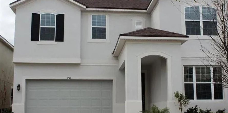 Casa en Kissimmee, Florida 9 dormitorios, 405.33 m2 № 1591091