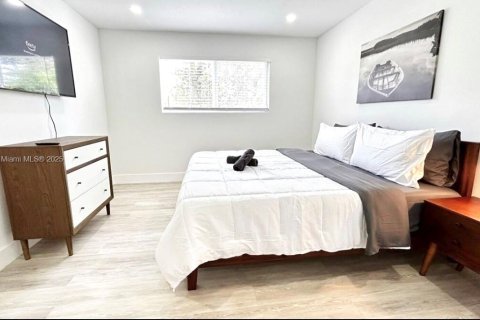 Casa en alquiler en Miami, Florida, 3 dormitorios, 112.97 m2 № 1887534 - foto 10