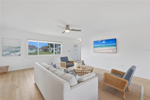 Villa ou maison à vendre à Nokomis, Floride: 3 chambres, 179.02 m2 № 2101485 - photo 12