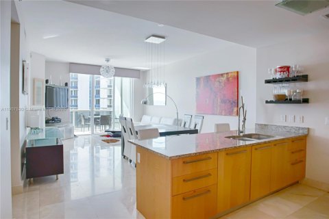 Снять в аренду кондоминиум в Санни-Айлс-Бич, Флорида 3 спальни, 183.85м2, № 1963494 - фото 11