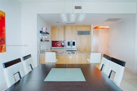 Снять в аренду кондоминиум в Санни-Айлс-Бич, Флорида 3 спальни, 183.85м2, № 1963494 - фото 8