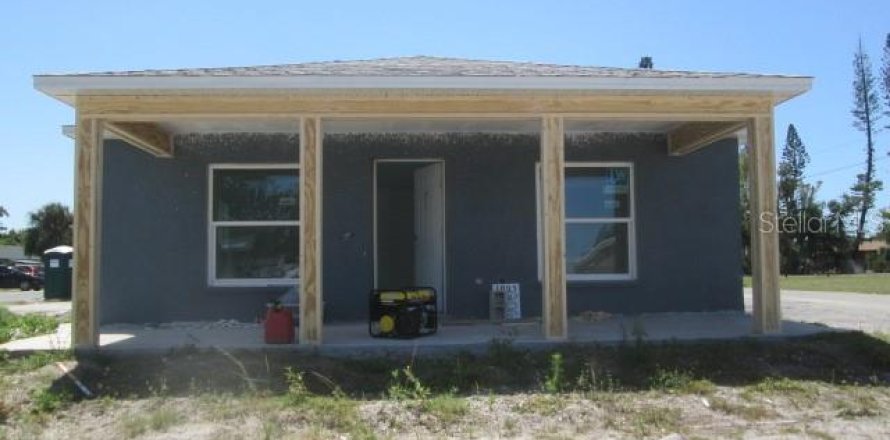 House in Bradenton, Florida 3 bedrooms, 114.46 sq.m. № 1725613