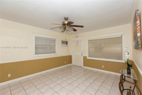 Condominio en venta en Pembroke Pines, Florida, 2 dormitorios, 62.24 m2 № 2091354 - foto 19