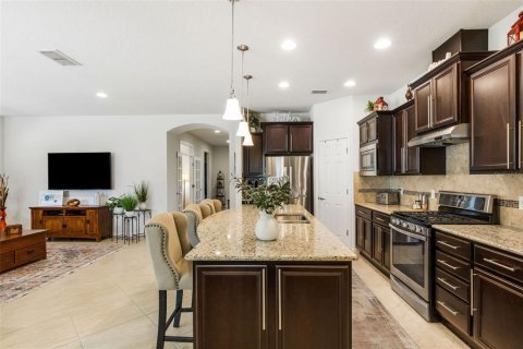 House in Davenport, Florida 3 bedrooms, 185.8 sq.m. № 2151400 - photo 21