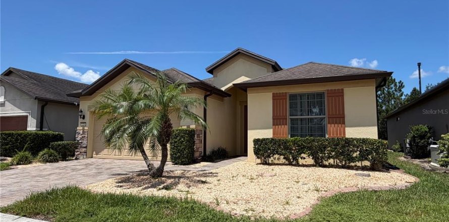 House in Davenport, Florida 3 bedrooms, 185.8 sq.m. № 2151400