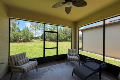 House in Davenport, Florida 3 bedrooms, 185.8 sq.m. № 2151400 - photo 4