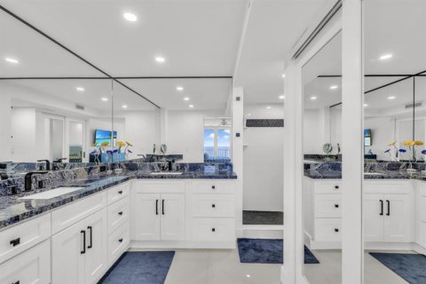 Condo in Boca Raton, Florida, 2 bedrooms  № 2158344 - photo 9