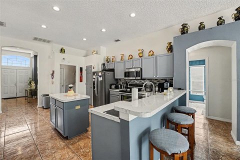 House in Davenport, Florida 3 bedrooms, 174.75 sq.m. № 2151050 - photo 23