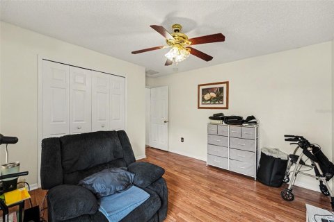 House in Davenport, Florida 3 bedrooms, 174.75 sq.m. № 2151050 - photo 29