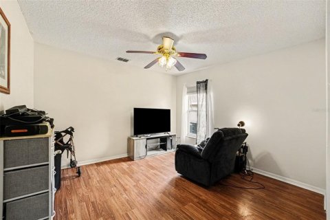 House in Davenport, Florida 3 bedrooms, 174.75 sq.m. № 2151050 - photo 28