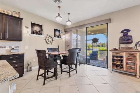 House in Venice, Florida 2 bedrooms, 156.82 sq.m. № 1681067 - photo 15