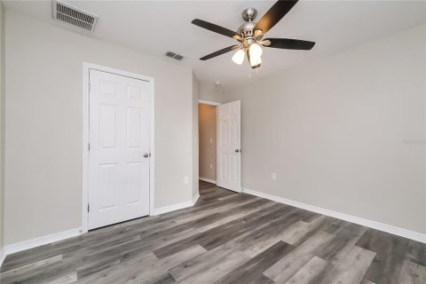 Casa en alquiler en Spring Hill, Florida, 3 dormitorios, 172.61 m2 № 1906830 - foto 13
