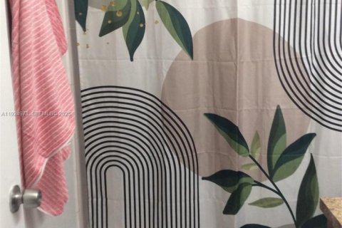 Adosado en venta en Homestead, Florida, 3 dormitorios, 111.48 m2 № 1986467 - foto 12