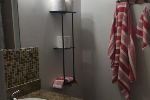 Adosado en venta en Homestead, Florida, 3 dormitorios, 111.48 m2 № 1986467 - foto 10