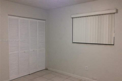 Adosado en venta en Homestead, Florida, 3 dormitorios, 111.48 m2 № 1986467 - foto 8