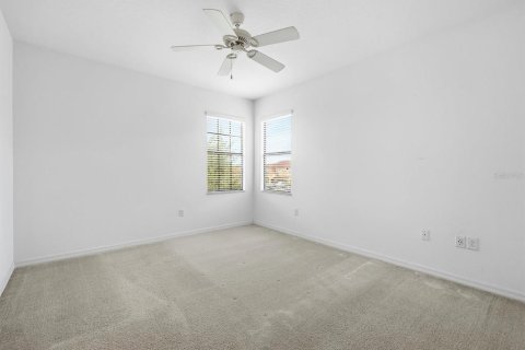 Casa en venta en Davenport, Florida, 5 dormitorios, 216.74 m2 № 2212490 - foto 23