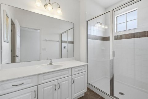 Casa en venta en Davenport, Florida, 5 dormitorios, 216.74 m2 № 2212490 - foto 25