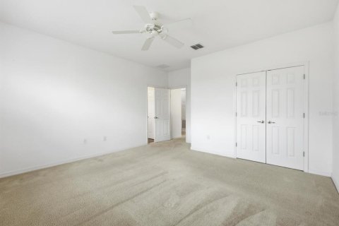 Casa en venta en Davenport, Florida, 5 dormitorios, 216.74 m2 № 2212490 - foto 21