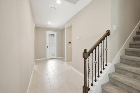 House in Wesley Chapel, Florida 4 bedrooms, 254.18 sq.m. № 2124732 - photo 13
