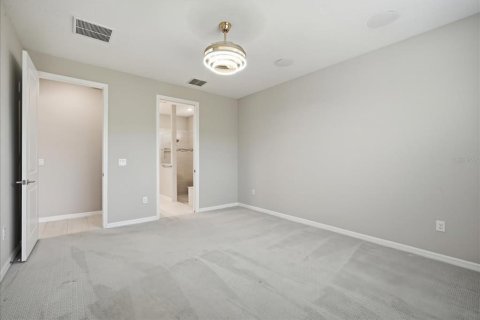 House in Wesley Chapel, Florida 4 bedrooms, 254.18 sq.m. № 2124732 - photo 24