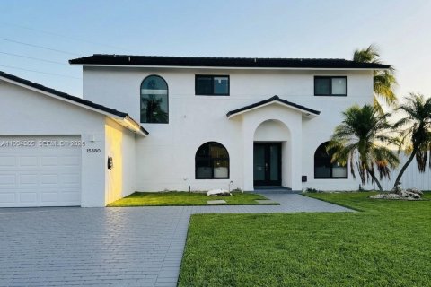 Villa ou maison à Miami, Floride 4 chambres, 205.13 m2 № 2056507