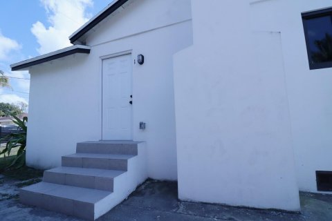 Appartement à louer à Miami, Floride: 3 chambres, 126.9 m2 № 2146591 - photo 13
