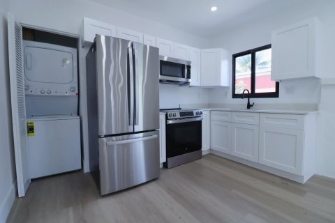 Appartement à louer à Miami, Floride: 3 chambres, 126.9 m2 № 2146591 - photo 4