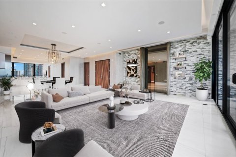 Condominio en venta en Aventura, Florida, 3 dormitorios, 255.48 m2 № 1870004 - foto 2