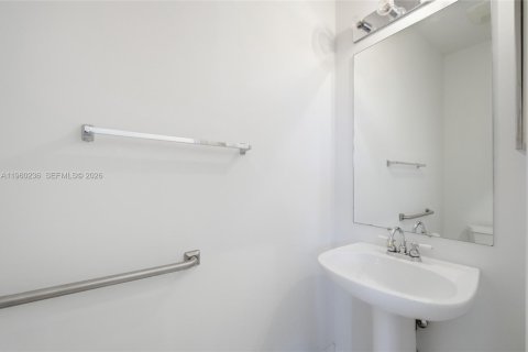 Villa ou maison à vendre à Weston, Floride: 5 chambres, 252.97 m2 № 2029489 - photo 23