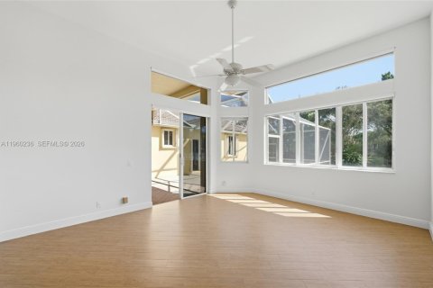 Villa ou maison à vendre à Weston, Floride: 5 chambres, 252.97 m2 № 2029489 - photo 17
