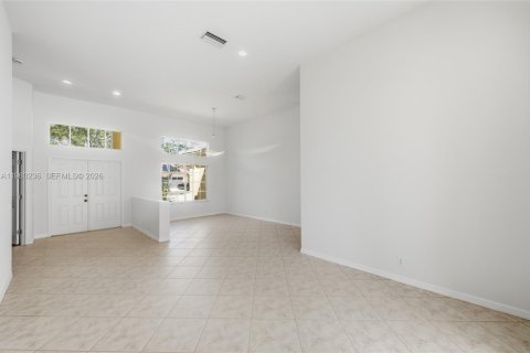 Villa ou maison à vendre à Weston, Floride: 5 chambres, 252.97 m2 № 2029489 - photo 6
