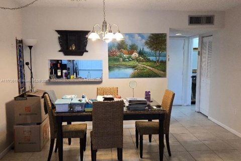 Copropriété à vendre à Miami, Floride: 1 chambre, 65.5 m2 № 1737565 - photo 2