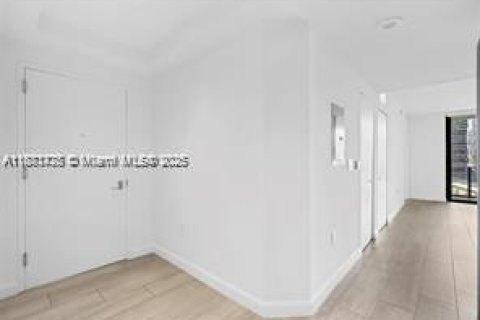 Copropriété à louer à Miami, Floride: 1 chambre, 70.23 m2 № 1924702 - photo 19