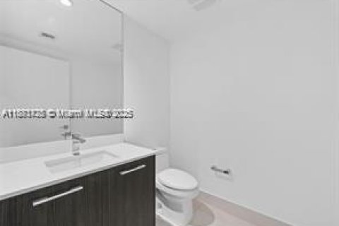Copropriété à louer à Miami, Floride: 1 chambre, 70.23 m2 № 1924702 - photo 16