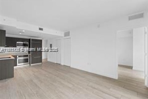 Copropriété à louer à Miami, Floride: 1 chambre, 70.23 m2 № 1924702 - photo 5