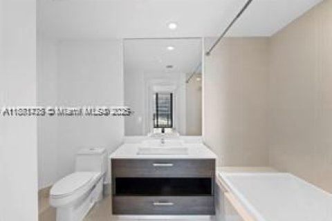 Copropriété à louer à Miami, Floride: 1 chambre, 70.23 m2 № 1924702 - photo 14