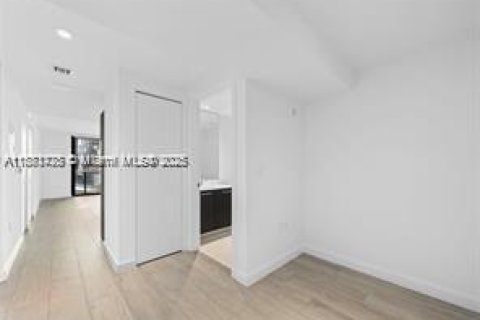 Copropriété à louer à Miami, Floride: 1 chambre, 70.23 m2 № 1924702 - photo 17