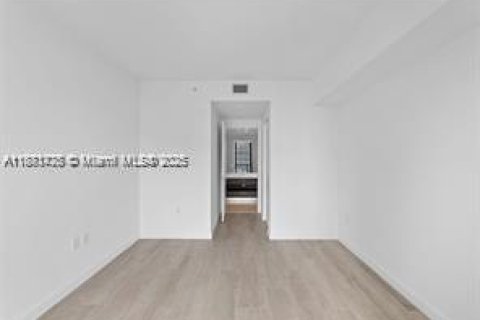 Copropriété à louer à Miami, Floride: 1 chambre, 70.23 m2 № 1924702 - photo 10