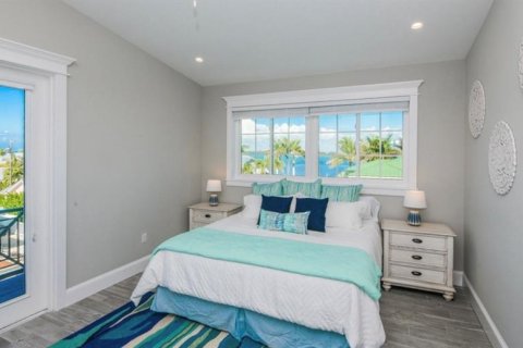 House in Bradenton Beach, Florida 7 bedrooms, 245.82 sq.m. № 2206199 - photo 9
