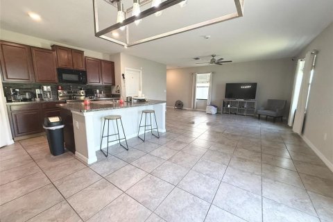 House in Wimauma, Florida 4 bedrooms, 177.81 sq.m. № 1807399 - photo 4