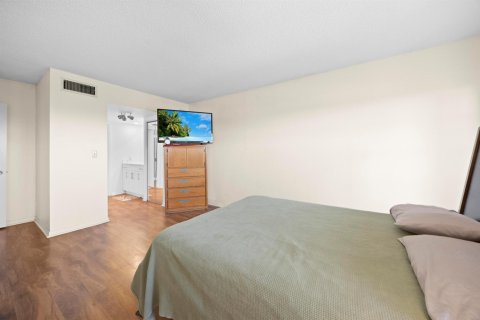 Condominio en venta en Coral Springs, Florida, 2 dormitorios, 116.13 m2 № 2172808 - foto 8